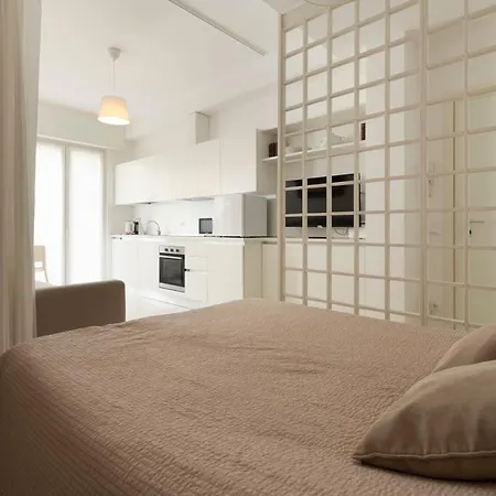 Lejlighed Casa Aleardi Grazioso E Nuovissimo Monolocale Con Balcone