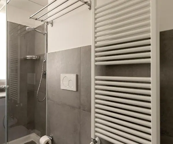 Casa Aleardi Grazioso E Nuovissimo Monolocale Con Balcone Apartamento Pésaro